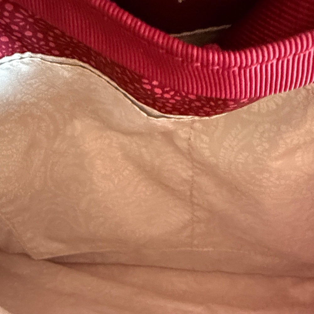 🍋 Lululemon: Elegant Burgundy Tote Bag - Picture 10 of 16